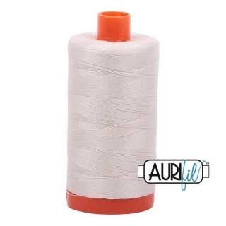 Aurifil Cotton Mako 50wt Eggshell 1300m (5011) Photo