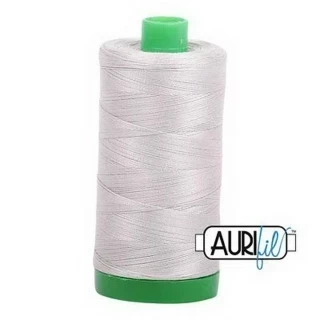 Aurifil Cotton Mako Thread 40wt 1000m 6ct MOONSHINE Photo