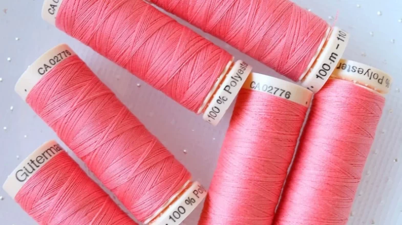 Gutermann Sew-All Thrd 100m - True Red (Box of 3) Banner Photo