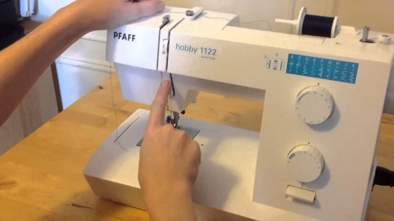 Pfaff Hobby 1122 Sewing Machine Banner Photo